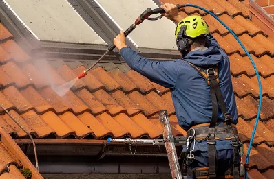 Démoussage et hydrofuge de toiture à Chavençon